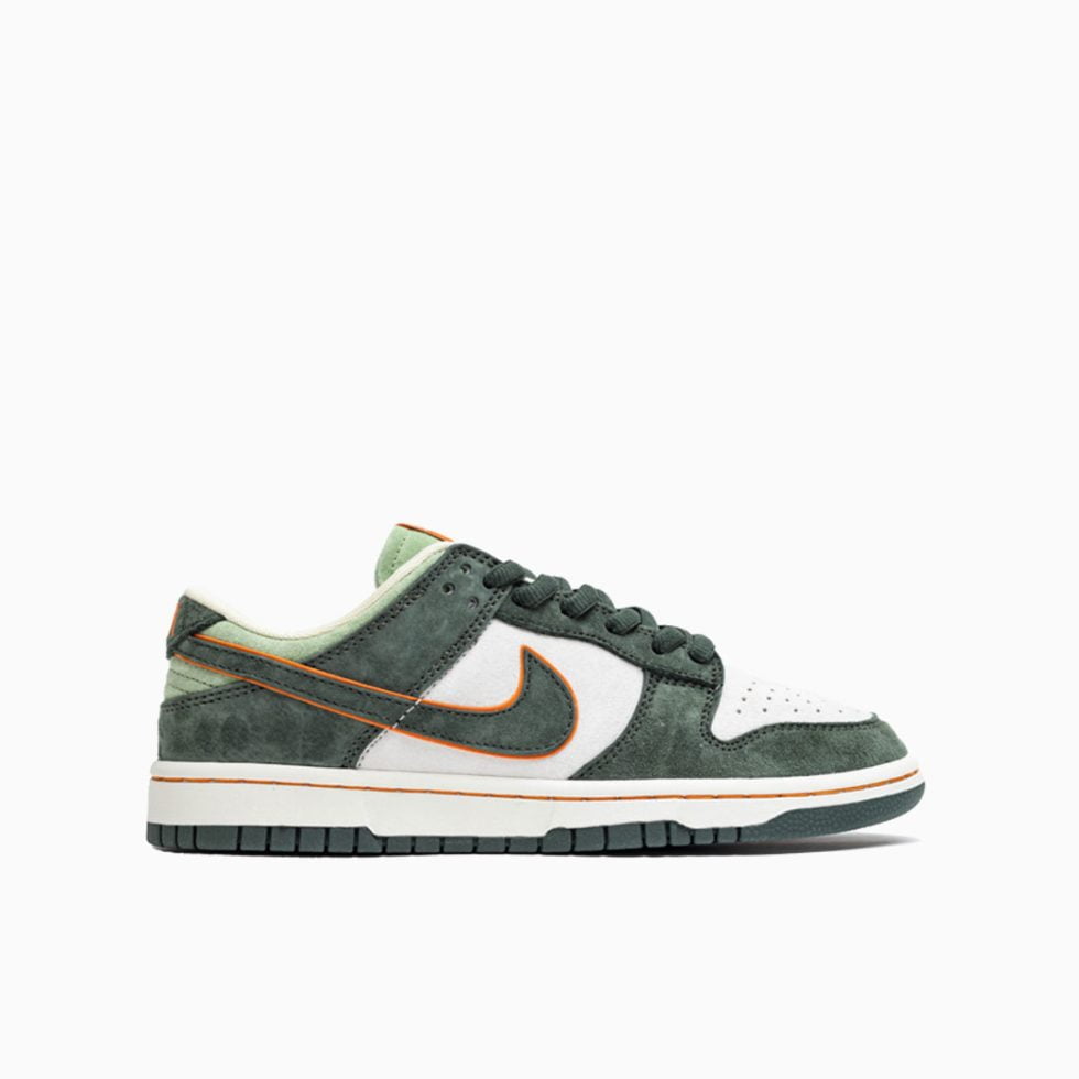 Nike SB Dunk Low X Otomo Katsuhiro Steamboy Green Orange – Phenomenal ...